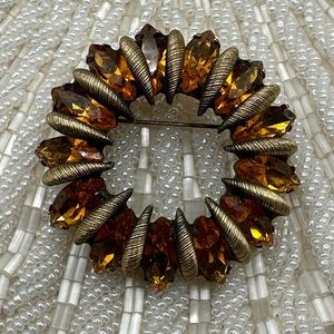 Antique Yellow Gold Tone Designer Signed Castlecliff‎ brooch #125
